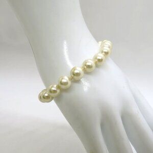 Vintage Imitation Pearl Bracelet 7.5" Knotted String Gold Tone Fish Hook Clasp
